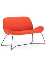 Polstersofa 'Nost-Tilkka' mit Kufengestell