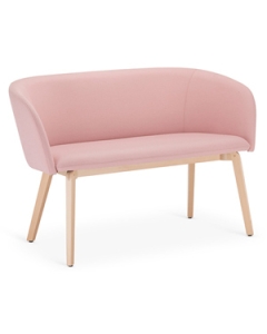 Elegantes Sofa mit Holzgestell 'Nost-Naudu'