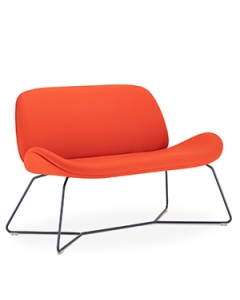 Polstersofa 'Nost-Tilkka' mit Kufengestell