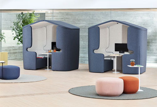 Schauen Sie sich unsere Serie Bisley VIvo an. Meeting-Point Vivo Casa mit Sitzhockern und Beistelltischen