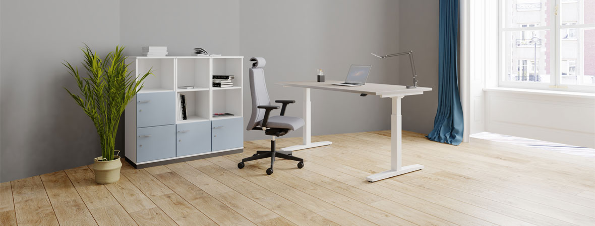 Büromöbel-Serie Steh-Sitz-Tische 'Upward2'