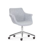 Designstuhl 'Nost-Kaika-2' - Fußkreuz mit Rollen