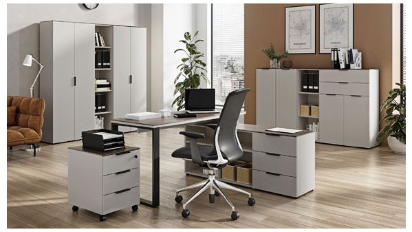 Komplettbüro 'Adria'